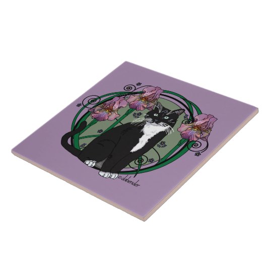 Kurzhaarige Schwarzweiss-Katze mit Iris Fliese (Seite)