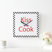Kuss der Koch Quadratische Wanduhr (Zuhause)