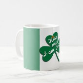 Kuss ich irisch sein kaffeetasse (Vorderseite Links)
