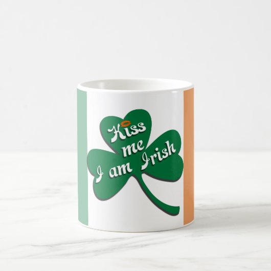 Kuss ich irisch sein kaffeetasse (Mittel)