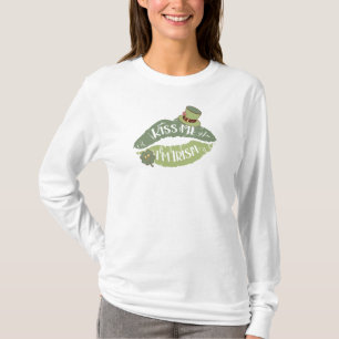 Küss mich, ich bin Ire Retro-grüne Lippen St. Patr T-Shirt