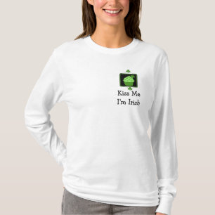 Küss mich, ich bin irisch - Grüner Cupcake mit Spr T-Shirt