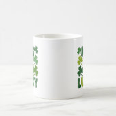 Küss mich, ich bin Lucky Festive St. Patrick’s Day Kaffeetasse (Mittel)