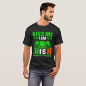 Küss mich im irischen oder betrunkenen oder was au T-Shirt (Vorne ganz)