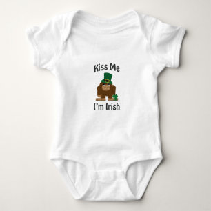 Kuss mir, ich bin irisch Bigfoot Baby Strampler