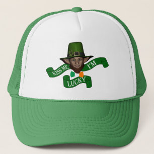 Kuss mir, ich habe Glück am St. Patrick's Day Truckerkappe