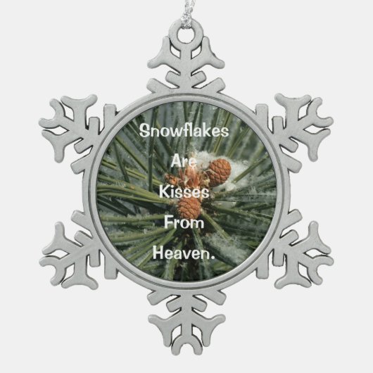 Küsse aus dem Himmel Schneeflocken Zinn-Ornament (Vorderseite)