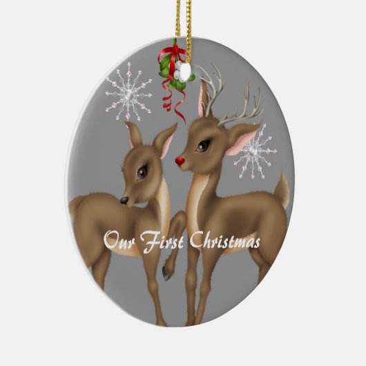 Küssen des Rens; Verheiratet unser erstes Keramik Ornament (Rechts)