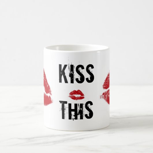 küssen Sie diesen Lippenstift Kaffeetasse (Mittel)