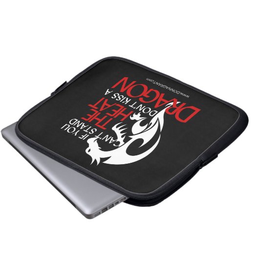 Küssen Sie einen Drachen 10" Hülse Laptopschutzhülle (Vorne Knopf)