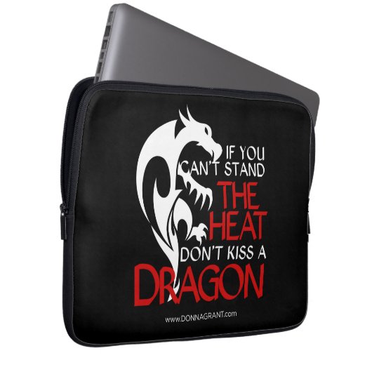 Küssen Sie einen Drachen 13" Hülse Laptopschutzhülle (Vorne Rechts)