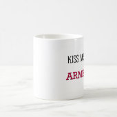 Küssen Sie mich, den ich ARMENISCH bin Kaffeetasse (Mittel)