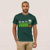 Küssen Sie mich, den ich Drunkish bin T-Shirt (Vorne ganz)