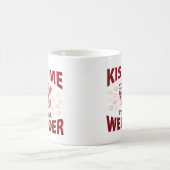 Küssen Sie mich, den ich ein Schweißer bin Kaffeetasse (Mittel)