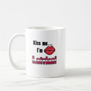 Küssen Sie mich, den ich lettisch bin Kaffeetasse