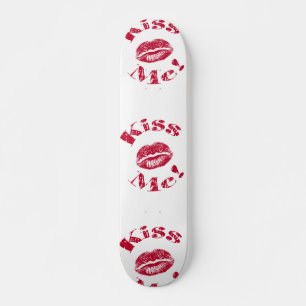 Küssen Sie mich! Rote Lippen Skateboard