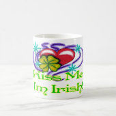Küssen Sie mich Tasse der Iren-Im (Mittel)