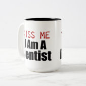 küssen Sie mich Zweifarbige Tasse (Vorderseite Links)