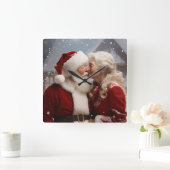 Küssen von Herrn und Frau Santa Claus Quadratische Wanduhr (Zuhause)