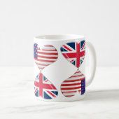 Küssen von USA und von BRITISCHER Kaffeetasse (VorderseiteRechts)