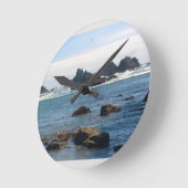 Küste am Siegel Rock OR Runde Wanduhr (Winkel)