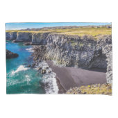 Küste von Hellnahraun, Island Kissenbezug (Vorderseite)