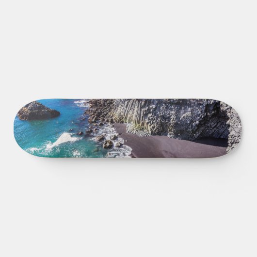 Küste von Hellnahraun, Island Skateboard (Horizontal)