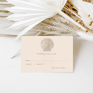 Küstenehe in Beige mit Muscheln RSVP Karte