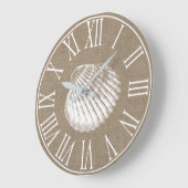 Küstenelegante Imitate Burlap & White Seashell Große Wanduhr (Winkel)