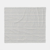 Küstengemälde-Herringbone-Muster in Nebelblau Fleecedecke (Vorderseite (Horizontal))