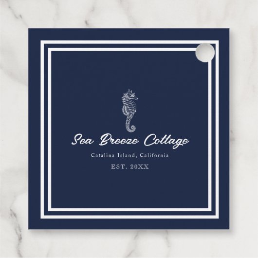 Küstenkarm: Blau-weißes nautisches Seepferd Geschenkanhänger (Rückseite)