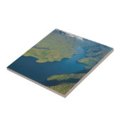 Küstenlandschaft im Regenwald des Großen Bären Fliese (Seite)