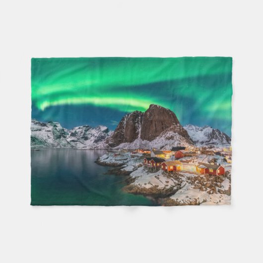 Küstenlinie | Lofoten Islands, Hamnoy, Norwegen Fleecedecke (Vorderseite (Horizontal))