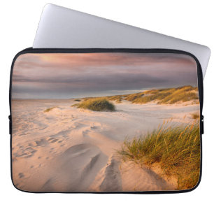 Küstenlinie   Saltum Beach, Dänemark Laptopschutzhülle