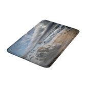 Küstenlinie | Stormy Big Sur, Kalifornien Badematte (Schrägansicht)