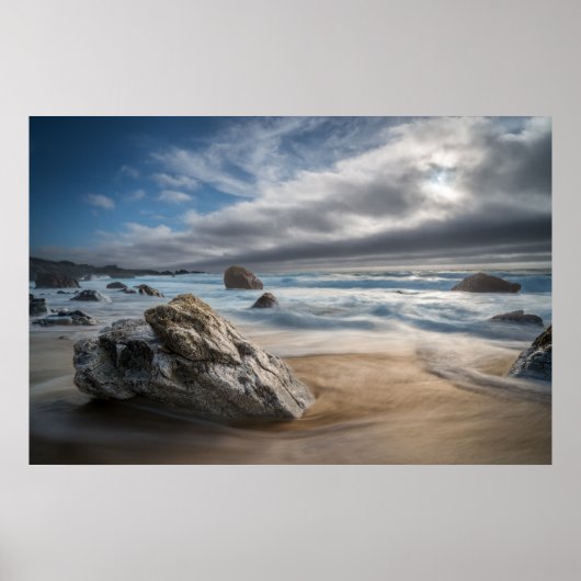 Küstenlinie | Stormy Big Sur, Kalifornien Poster (Vorne)