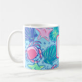 Küstenschalen & Krabben Monogramm Hellblau Kaffeetasse (Links)
