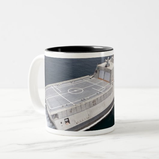 Küstenschiff Unabhängigkeit 3 Zweifarbige Tasse (Vorderseite Links)