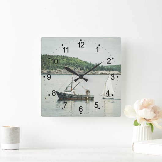Küstenschifffahrt Maine Bar Harbour Quadratische Wanduhr (Zuhause)