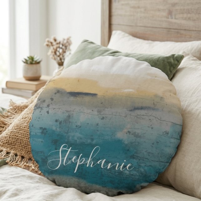Küstenschriftname Rundes Kissen (This coastal round pillow is a sweet gift for a friend’s birthday bedroom refresh.)