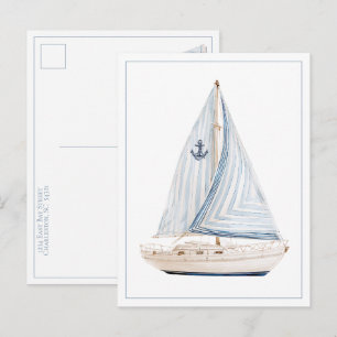 Küstensegelboot mit blau gestreifter Segel-Persona Postkarte