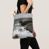 Küstenseitige brechende Wellen Tasche (Von Nahem)