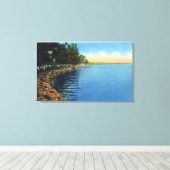 Küstensicht auf Seneca Lake Park Pavillon Leinwanddruck (Insitu (Holzboden))