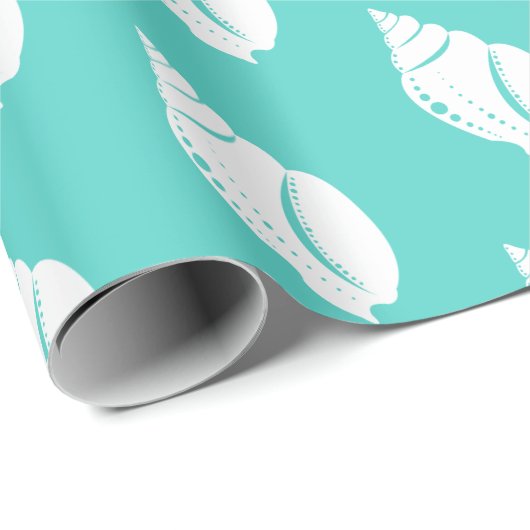 Küstenweiß Seashell & Sea Green Geschenkpapier (Rolleneckpunkt)