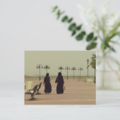 Kuwaitische Frauen einkaufen Postkarte (Stehend Vorderseite)