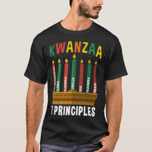 Kwanzaa 7 Grundsätze Candles Kinara Pan Afrikaner  T-Shirt