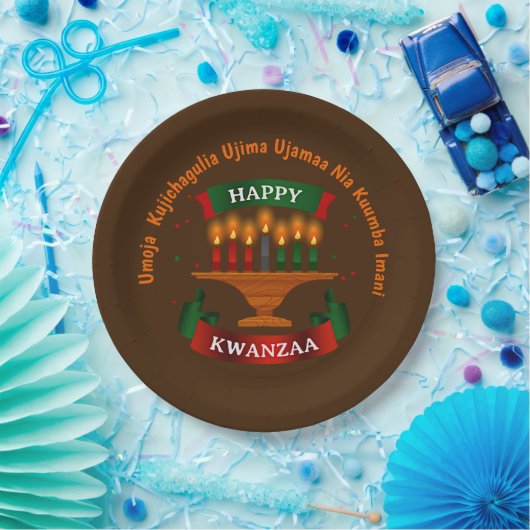 Kwanzaa Candles Red Black Green 7 Prinzipien 9" Pappteller (Party)