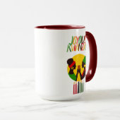Kwanzaa Kaffeemaschine mit roten Akzenten, 15 oz Tasse (VorderseiteRechts)