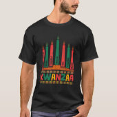 Kwanzaa Kinara Funny African American Celebration  T-Shirt (Vorderseite)