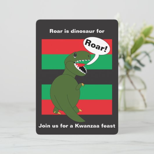 Kwanzaa Tyrannosaurus Rex Custom Einladung (Stehend Vorderseite)